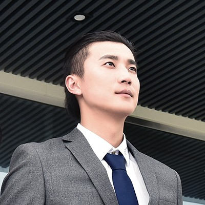 用豪邦發(fā)動(dòng)機(jī)潤(rùn)滑油后，我的汽車(chē)引擎潔凈如新